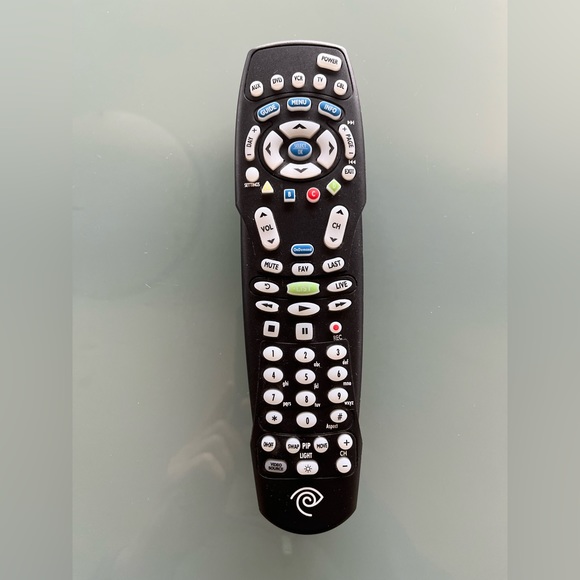 TIME WARNER TV CABLE REMOTE CONTROL model  RC 122 TESTED AND WORKS black EUC - Picture 3 of 4